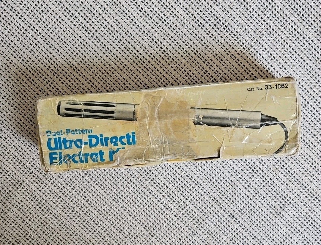 Realistic 33-1062 Dual Pattern Ultra Directional Electret Microphone