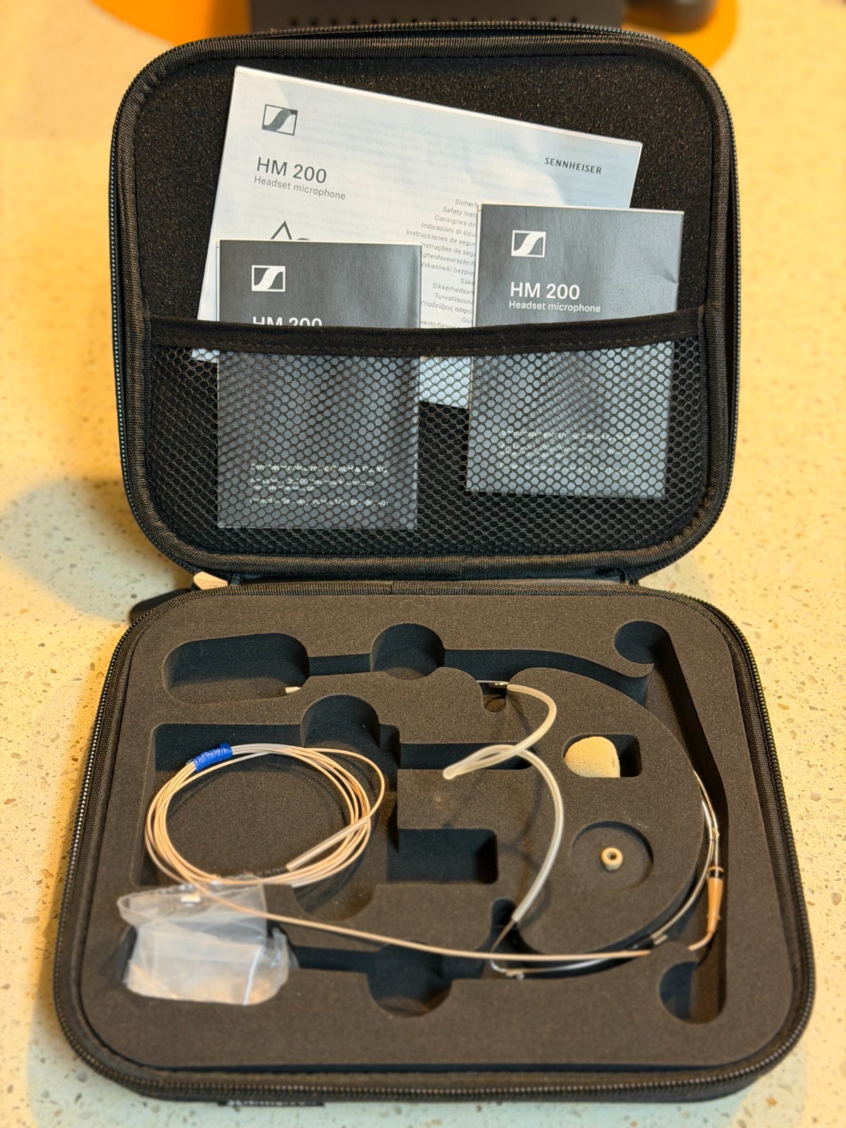 Sennheiser HM 200 Headset Microphone 3-Pin LEMO w/ Case & Accessories