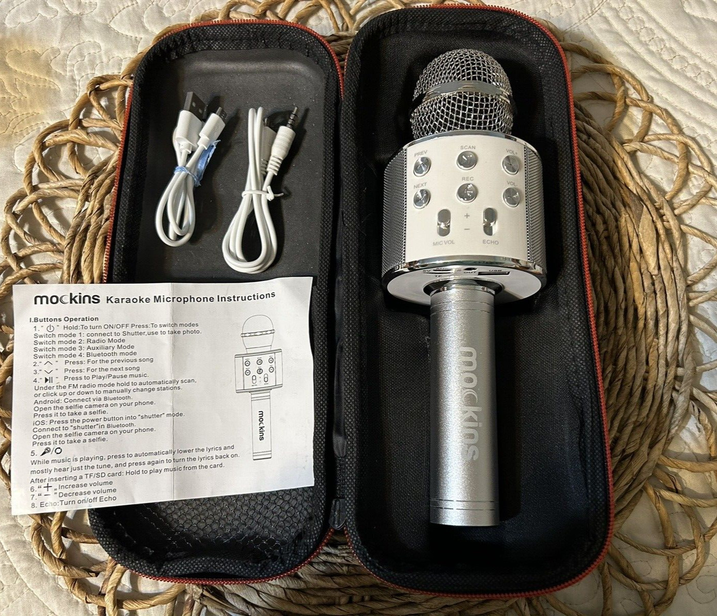 Mockins Portable Wireless Bluetooth KARAOKE Microphone Silver W/Case