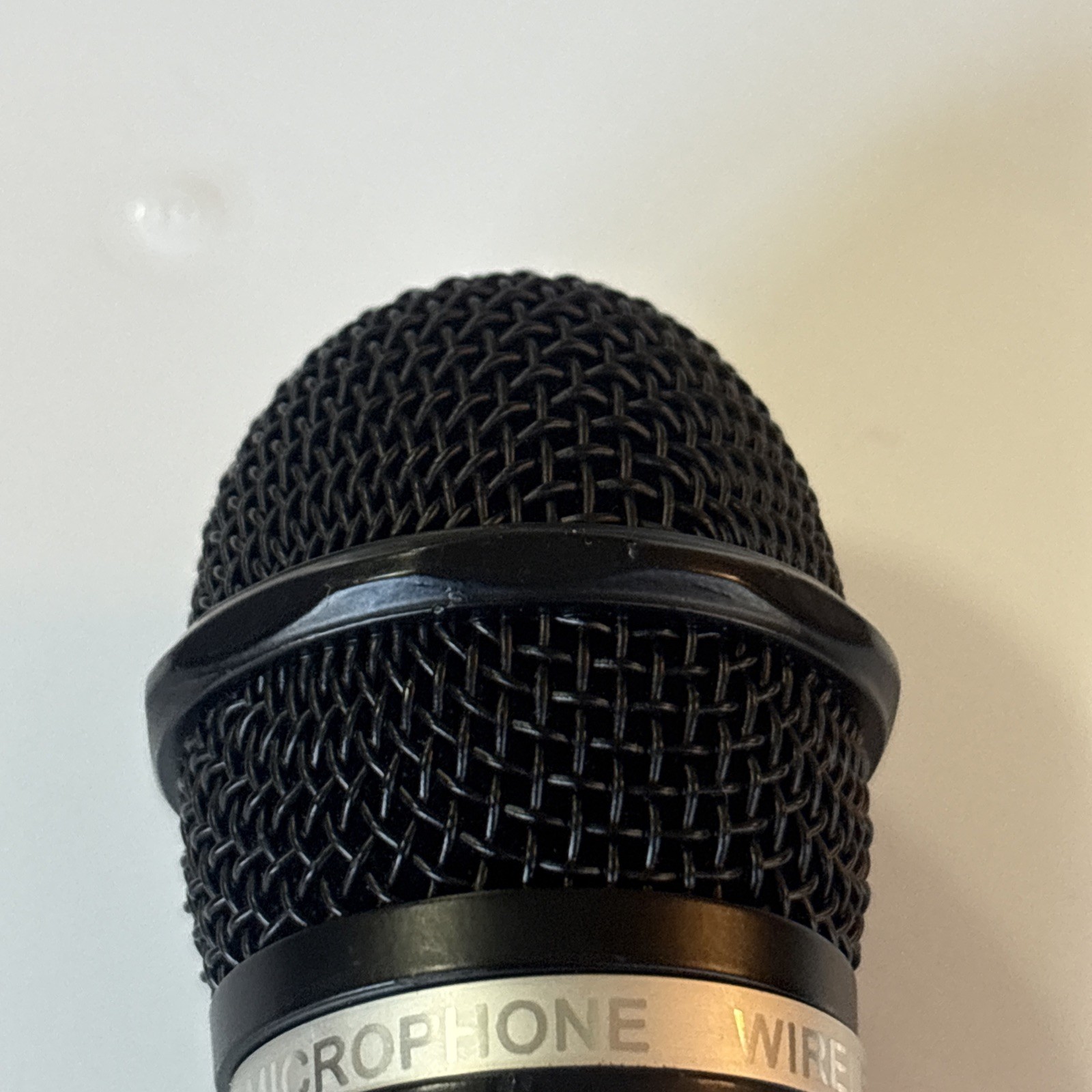 DEURA Wireless MICROPHONE Frequency 637.5 MHz Black W/ Mini LCD Screen