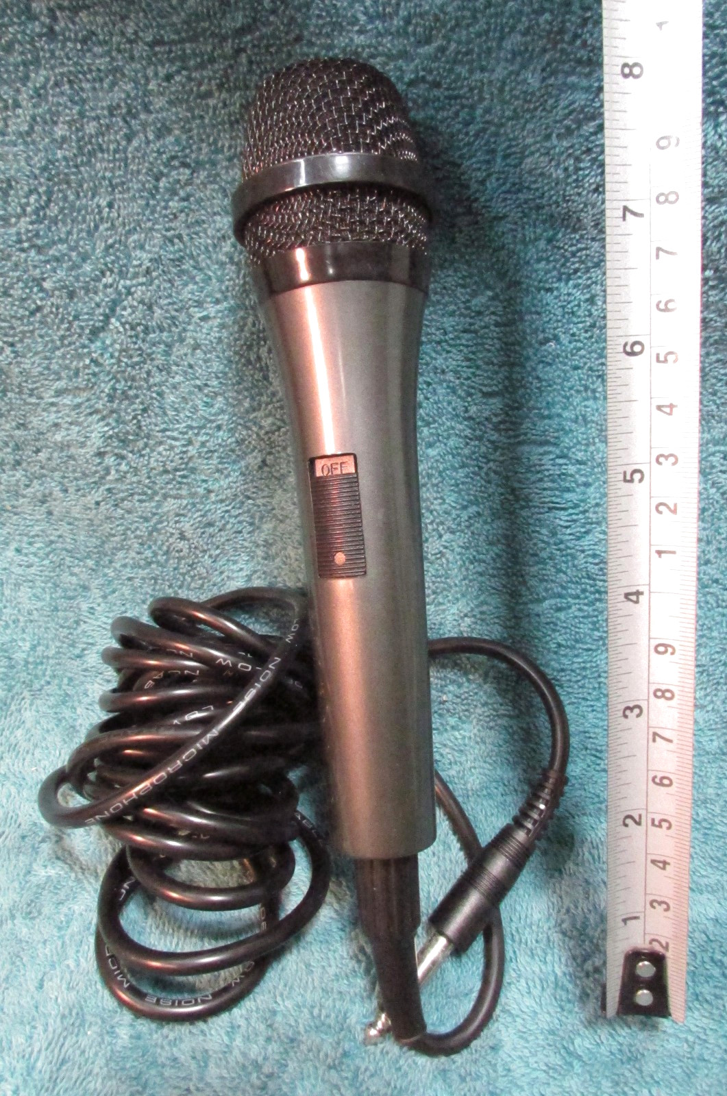 Vintage WIRED MICROPHONE Mic w ON/OFF Switch & High Grade Low Noise 10’4″ CABLE