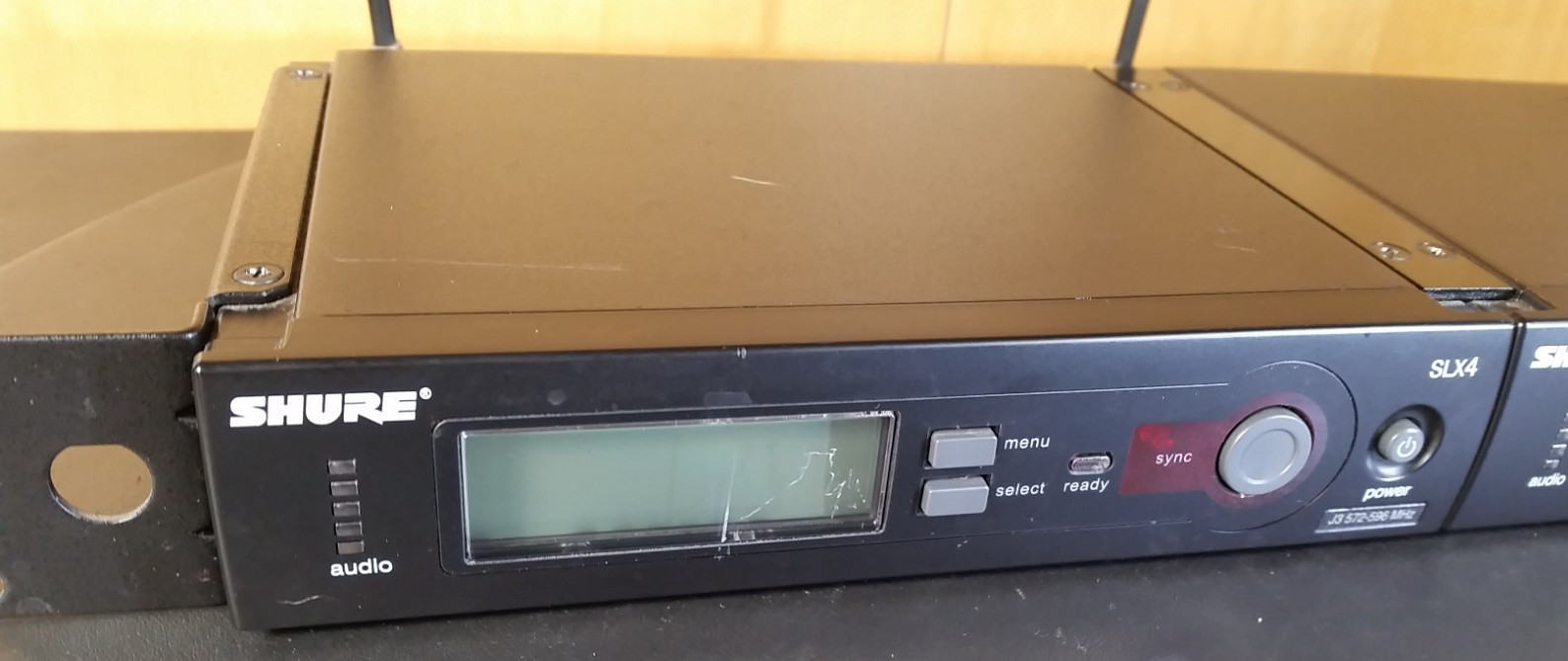 Lot of 2 Shure SLX4 J3 572–596MHz UHF Wireless Mic Receiver ONLY