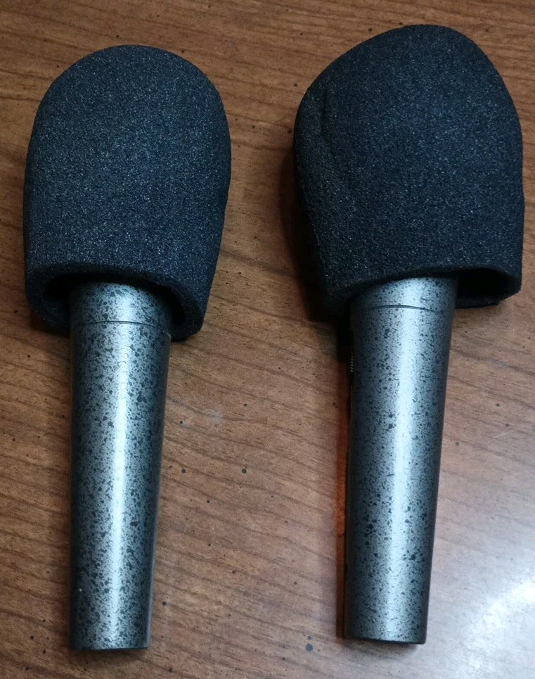 Teledyne MK-160 Microphones Two Mics Dynamic Cardioid 600 OHMS Plus Cases Clean