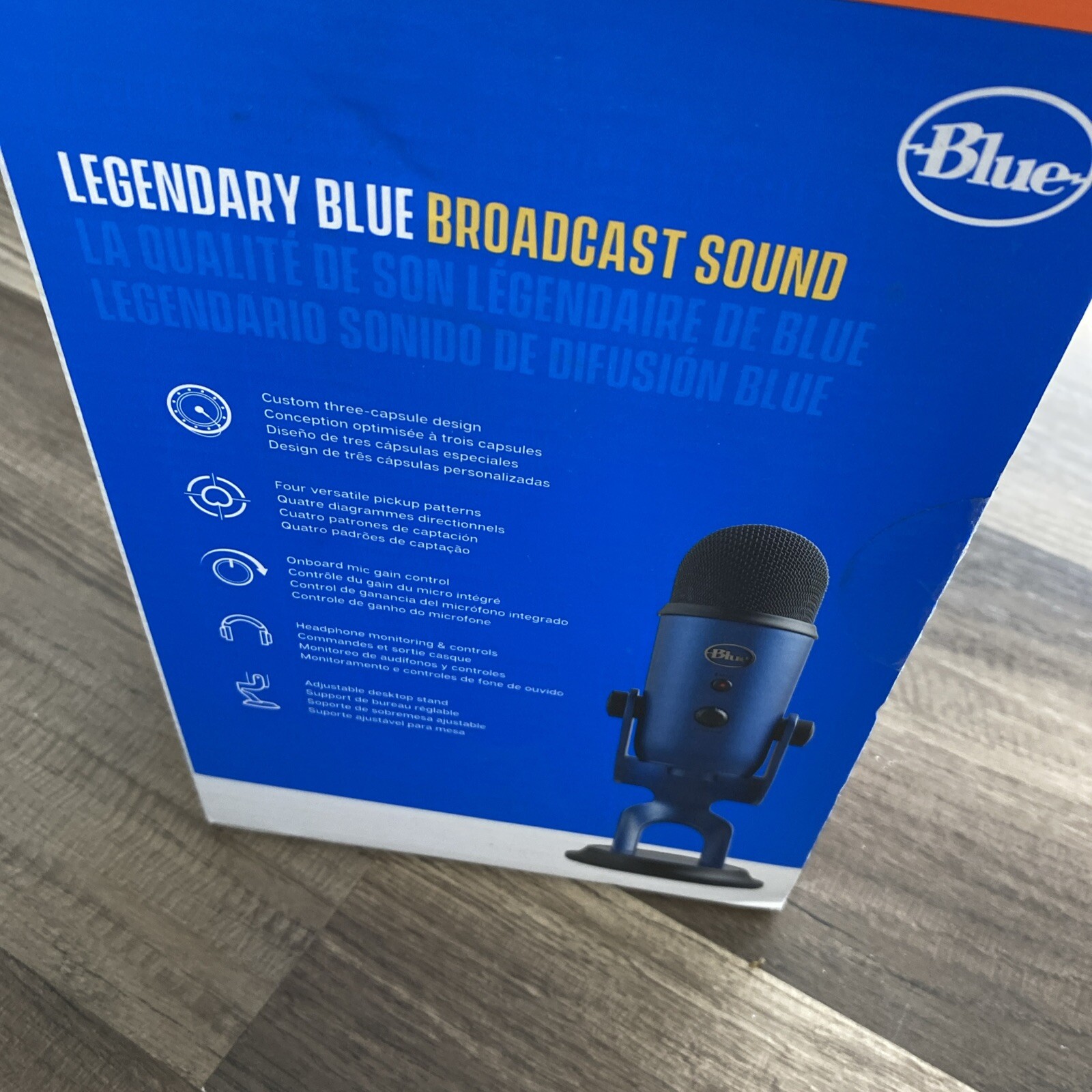 Blue Microphones Yeti Multi-pattern USB Condenser Microphone – Midnight Blue/Ai