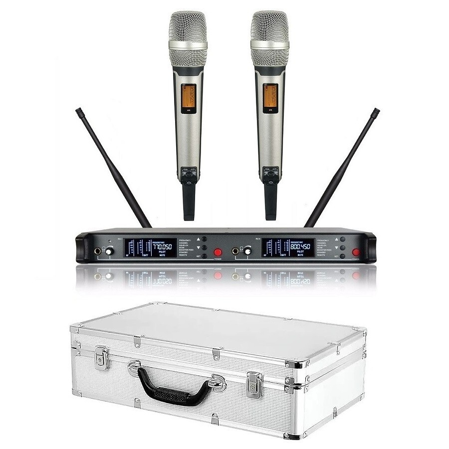 200 Channel Dual Uhf Professional Wireless Microphone System With Carrying Case