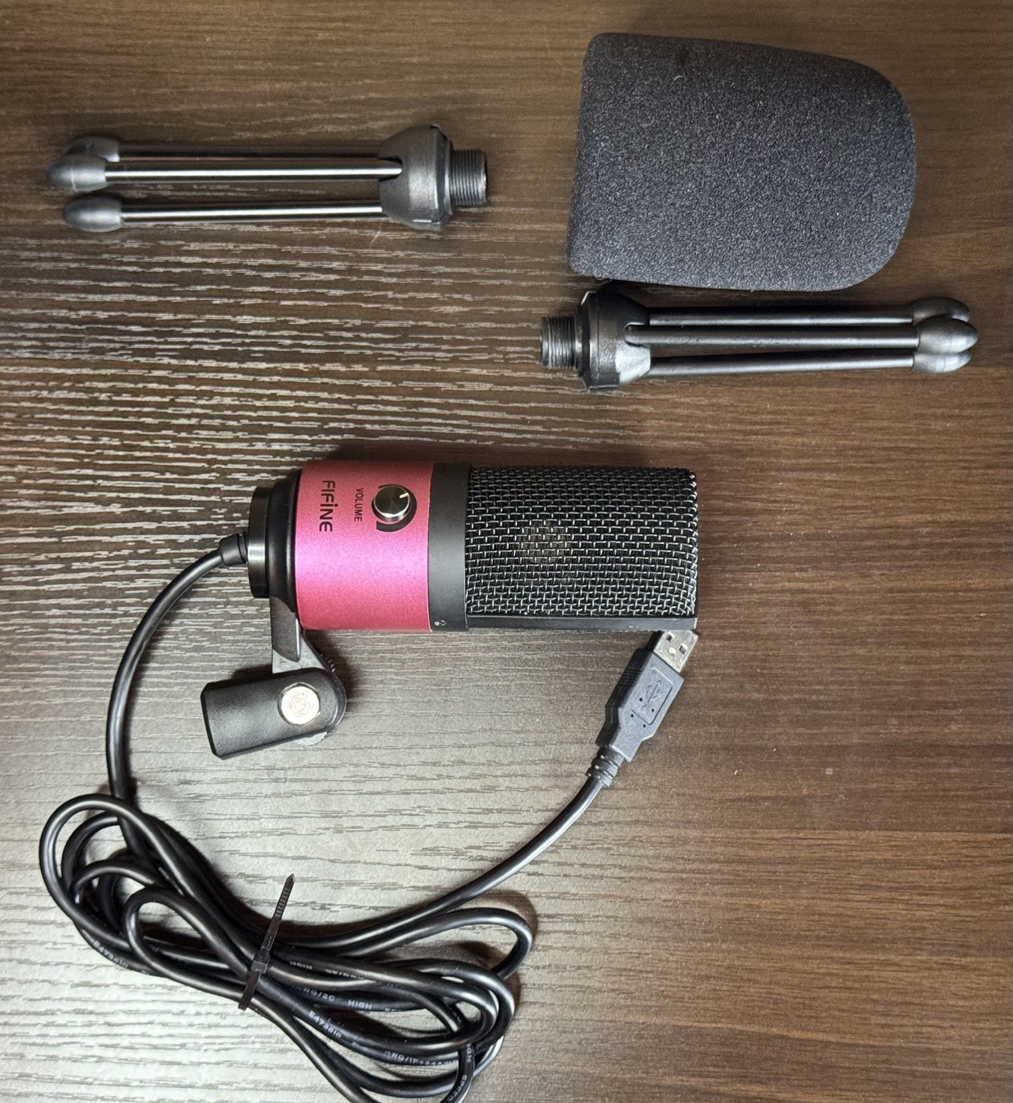 FIFINE K669 Rose Red USB Condenser Microphone w/ Foam Cover & 2 Stands