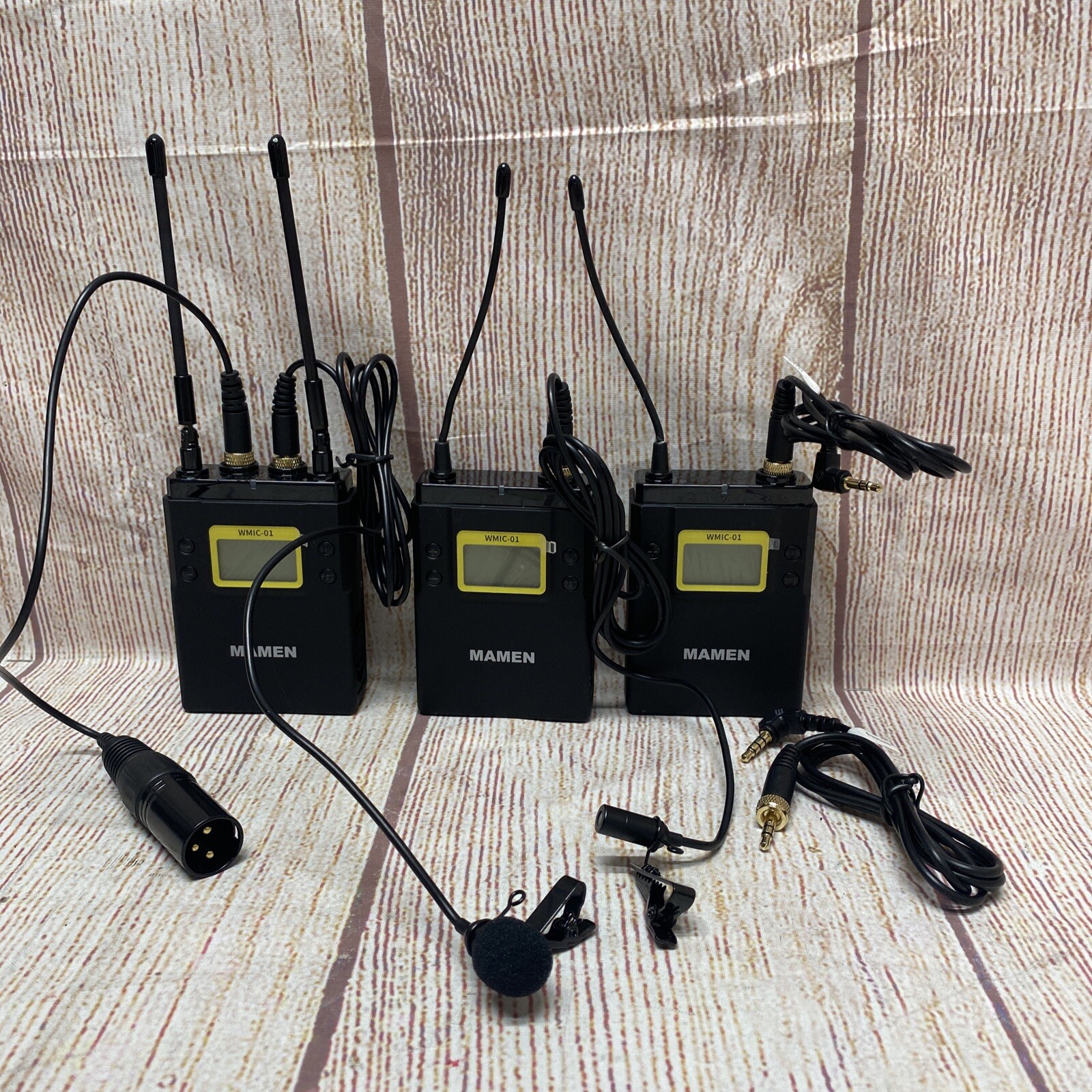 MAMEN WMIC-01 UHF Dual-Channel Wireless Microphone System , 1 Receiver 2 Trans
