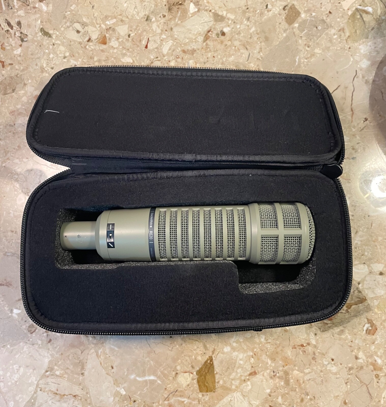 Electro-Voice RE20 Wired Dynamic Microphone-w/case and clamp–EXCELLENT!