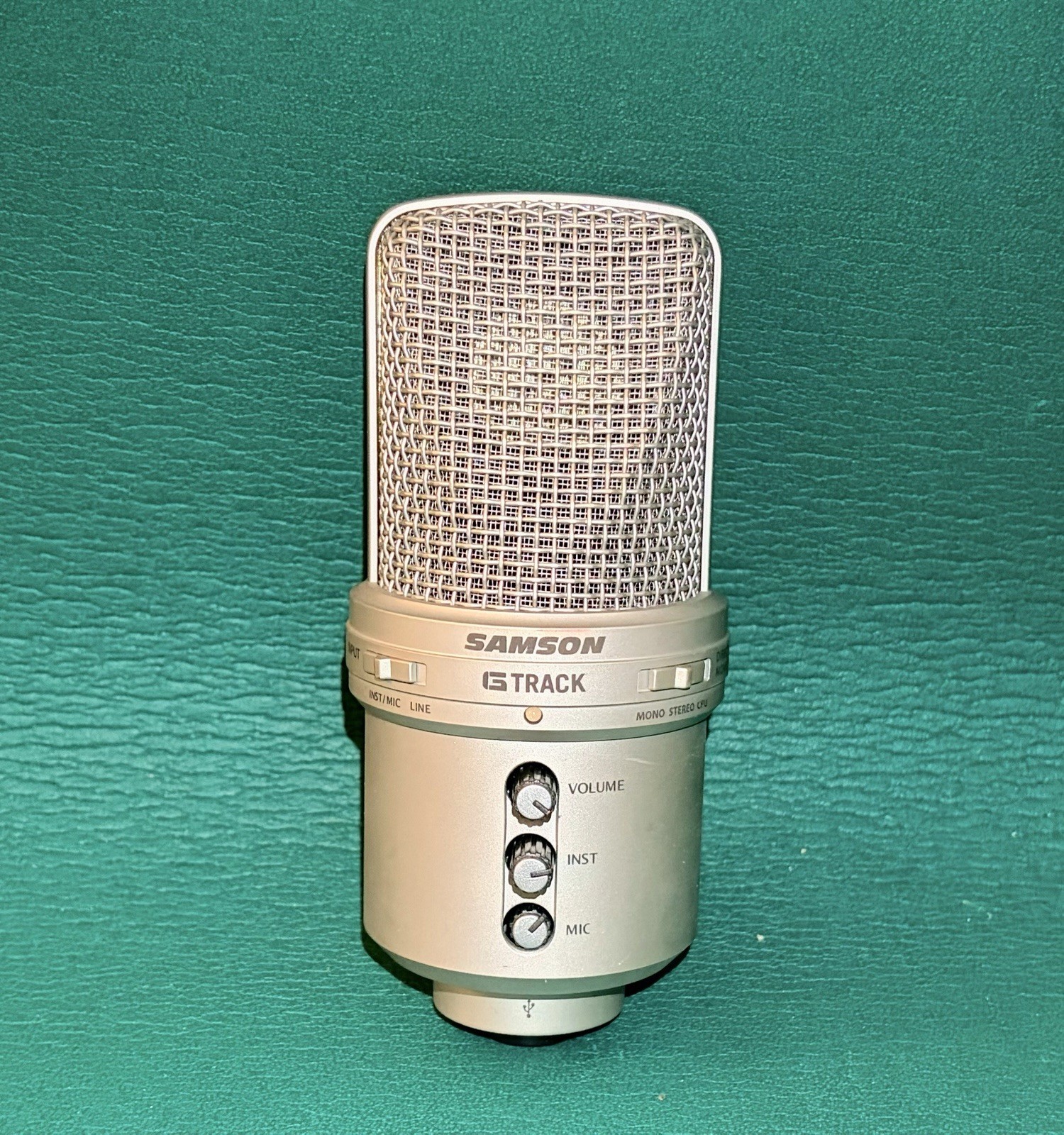 Samson G-Track Pro USB Condenser Microphone