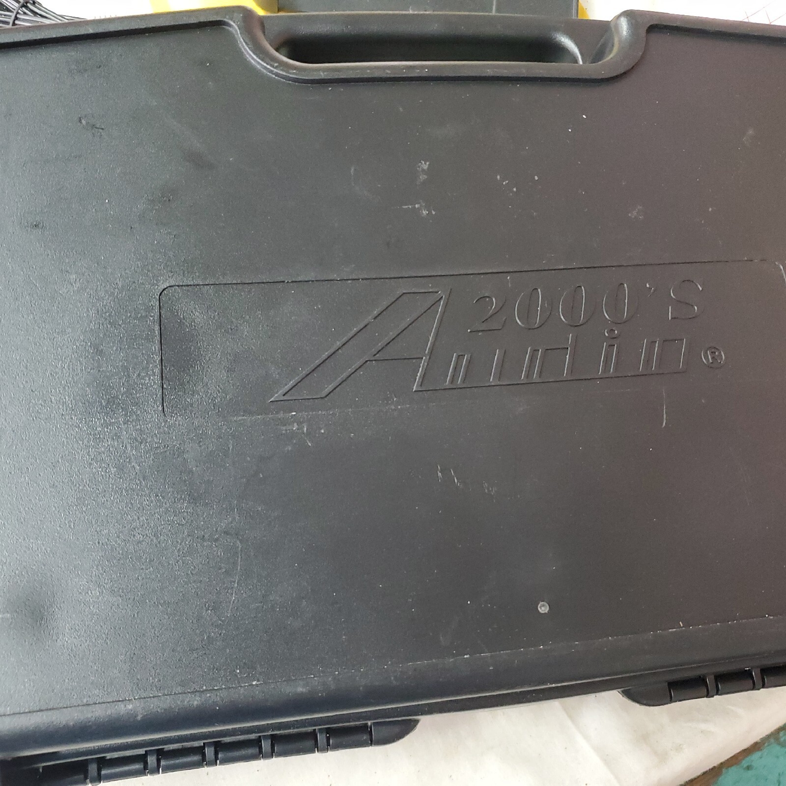 Audio 2000’s Wireless UHF Transmitter Receiver AWR6032U/AWX6030M accessories