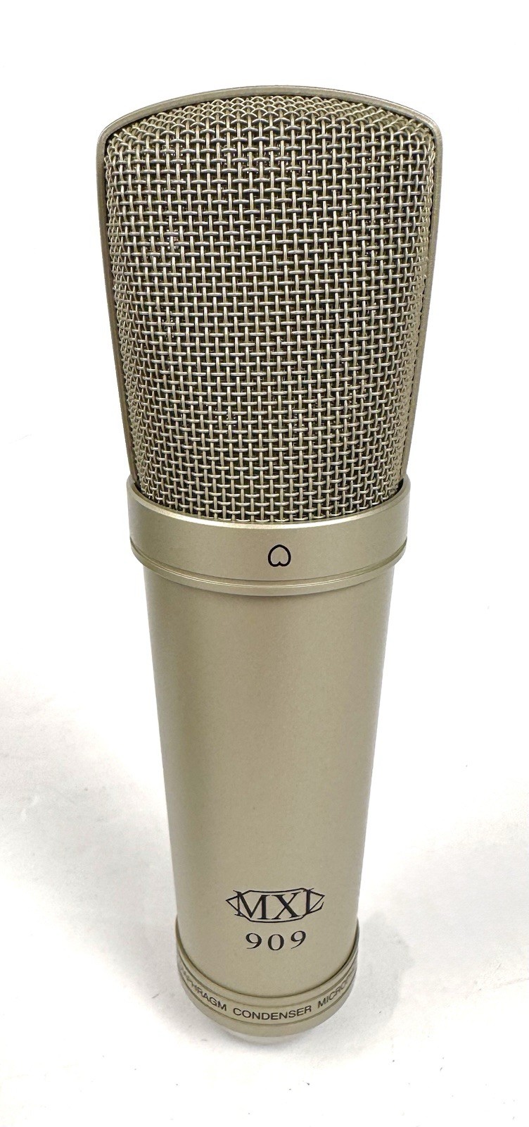 MXL 909 Professional Condenser Microphone W/Shock Mount and Carry Case!