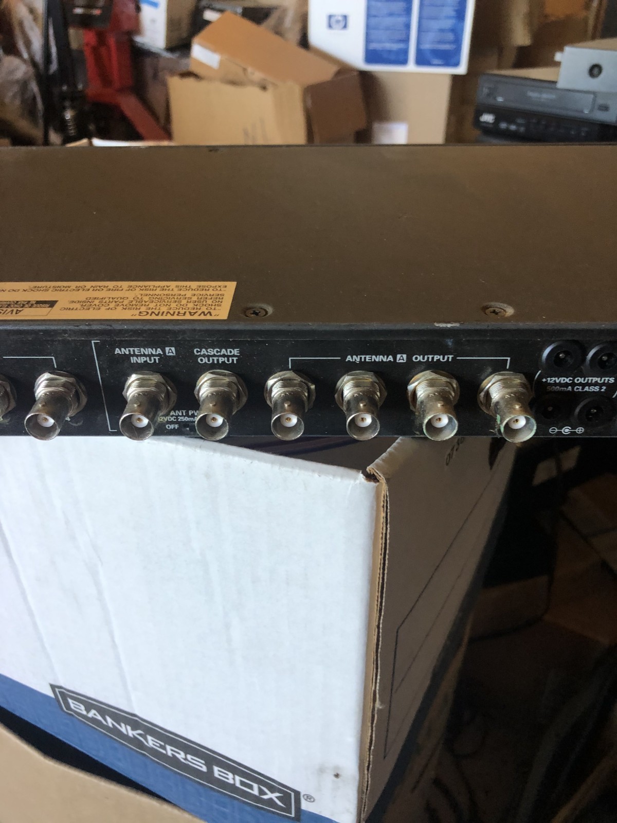 AUDIO-TECHNICA AEW-DA660D 655-680MHZ UHF ANTENNA DISTRIBUTION SYSTEM