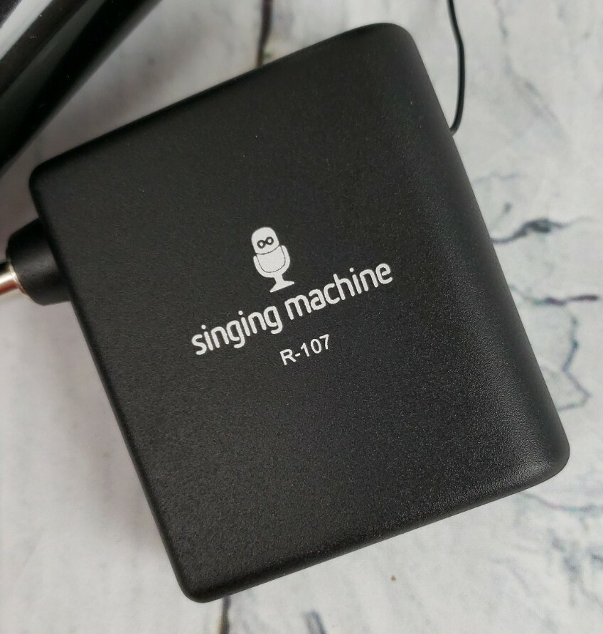 The Singing Machine SMM107 Dynamic Wireless Professional Microphone