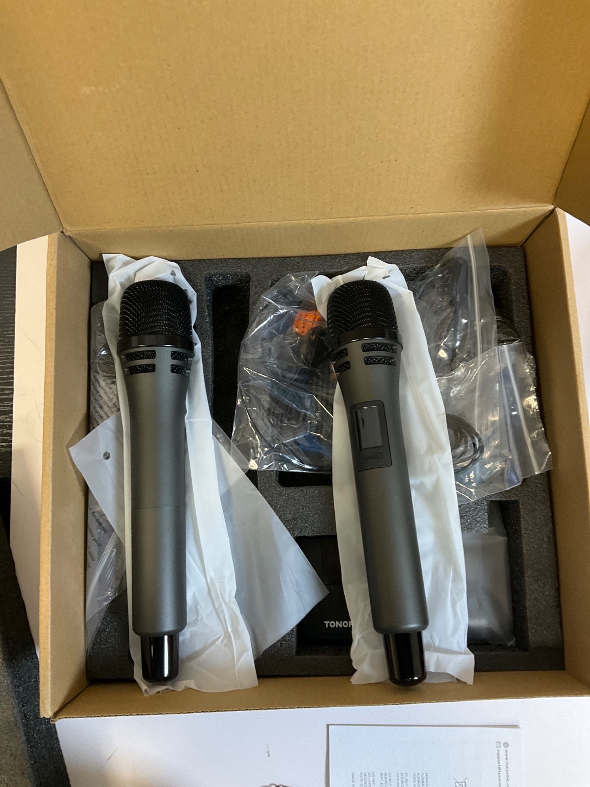 TONOR TW360 Wireless Microphone System Open Box Complete Set