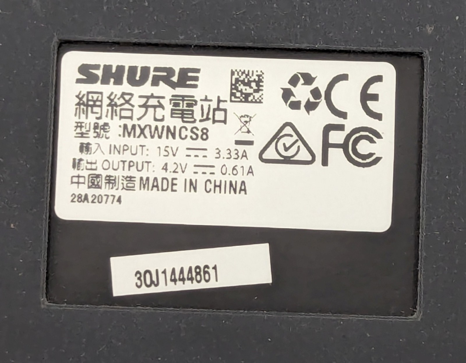 Shure MXWNCS8 8-Port Network Station Dock + 8x MXW6/C Z10 Wireless Transmitters