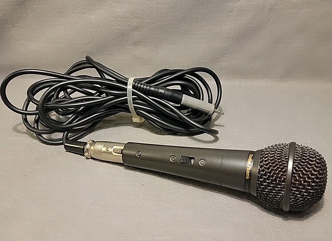 Microphone Radio Shack Unidirectional Dynamic Microphone 33-3004