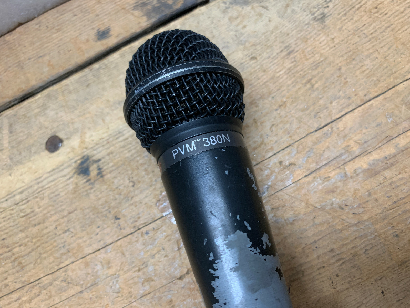 PEAVEY PVM 380N MICROPHONE- VINTAGE! SOUNDS GREAT! MAKE OFFER!!