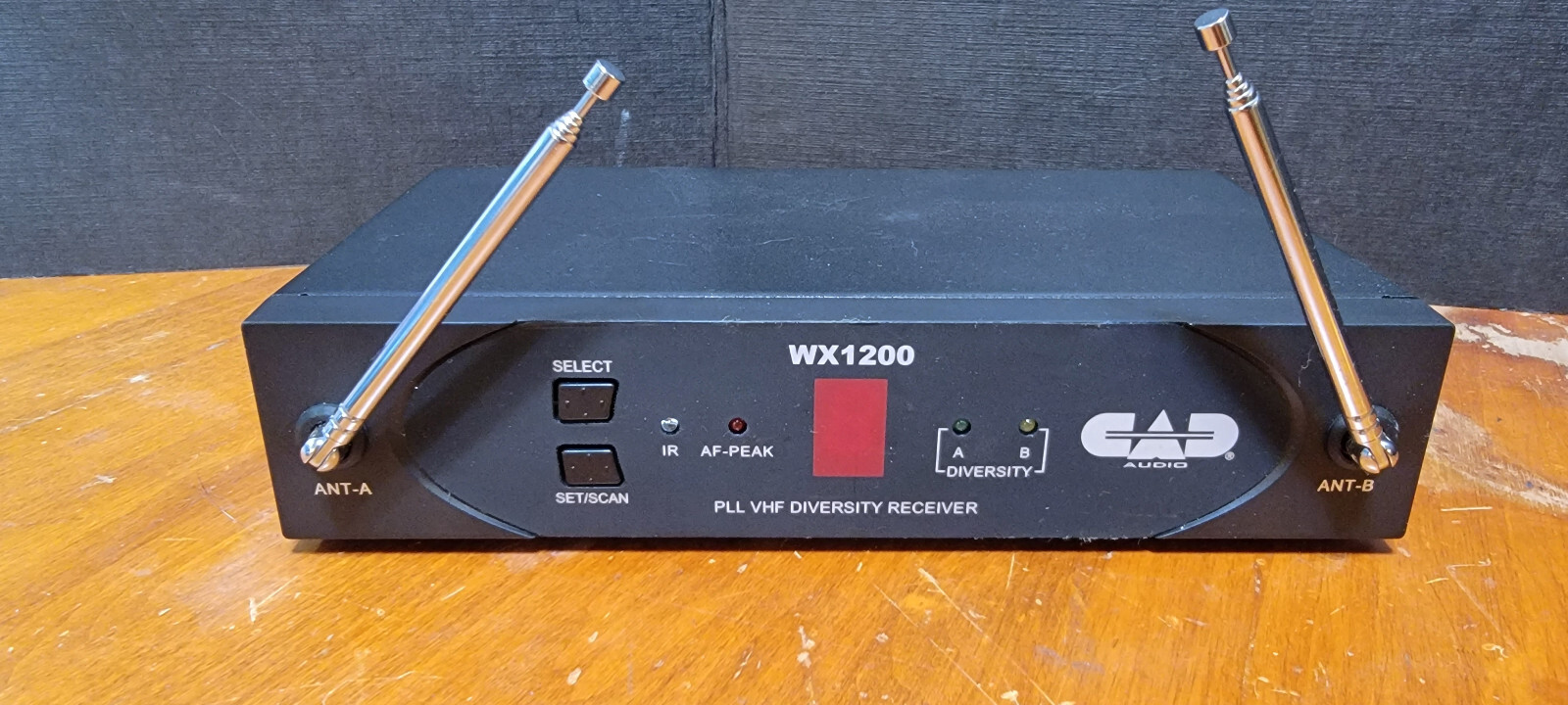 CAD Audio – WX1200 – StagePass Wireless Handheld Microphone receiver