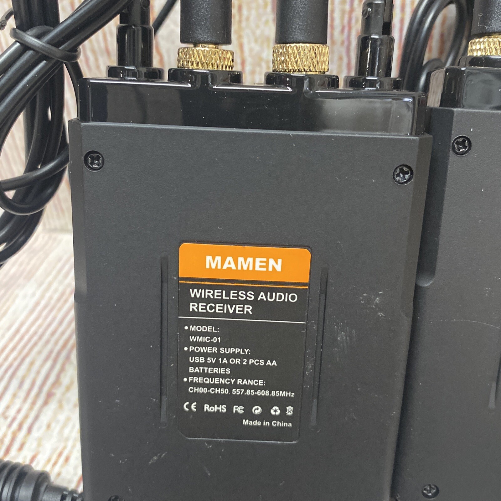 MAMEN WMIC-01 UHF Dual-Channel Wireless Microphone System , 1 Receiver 2 Trans