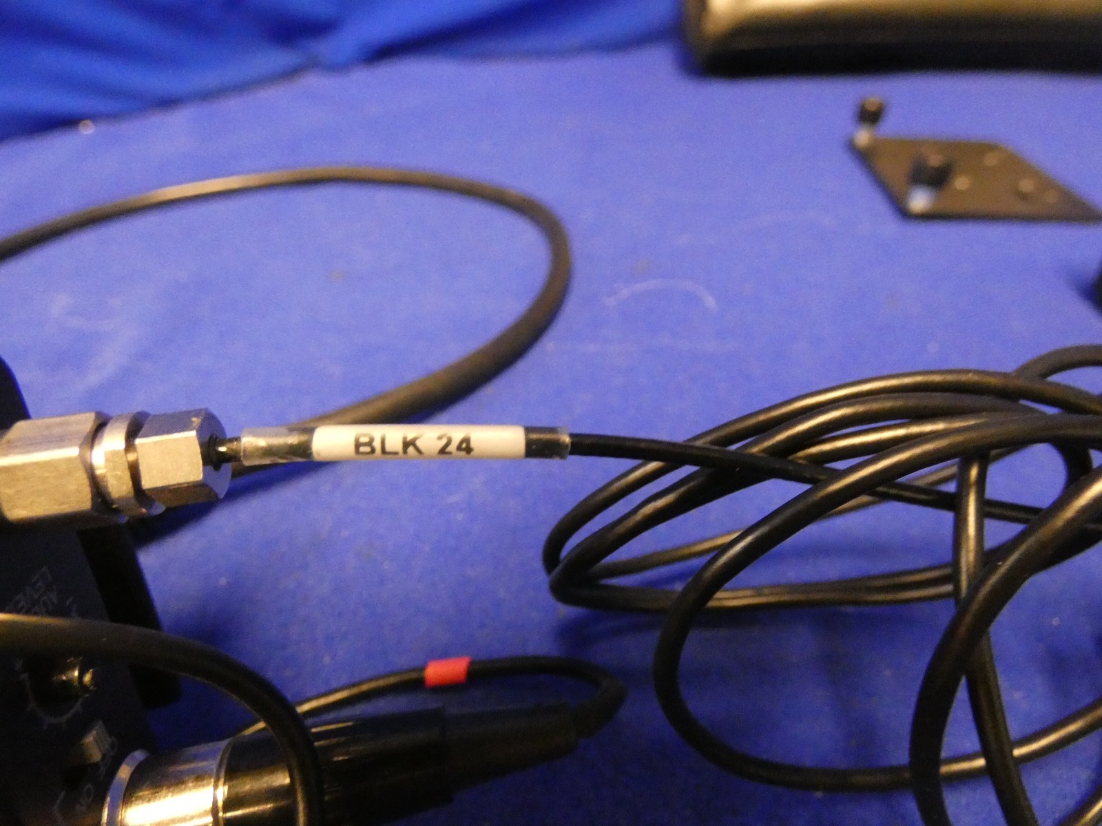 Lectrosonics UCR211 UHF Receiver Block 24, UM200C w/Mic, UH200D Plug-On, Case