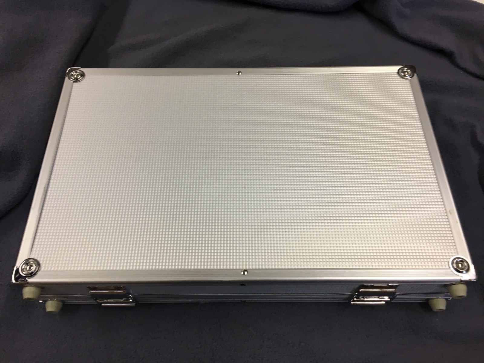 Pyle Aluminum Locking Hard Shell Microphone Case 16.75×10.5×2″