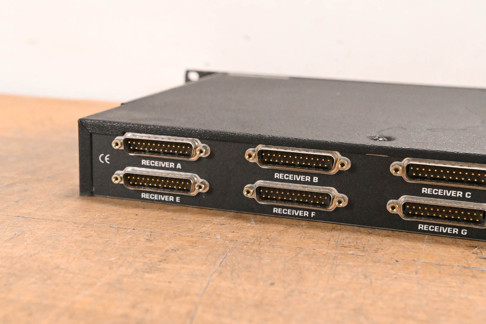 Shure UA888 UHF Networking Interface System (NO POWER SUPPLY) CG01PWG