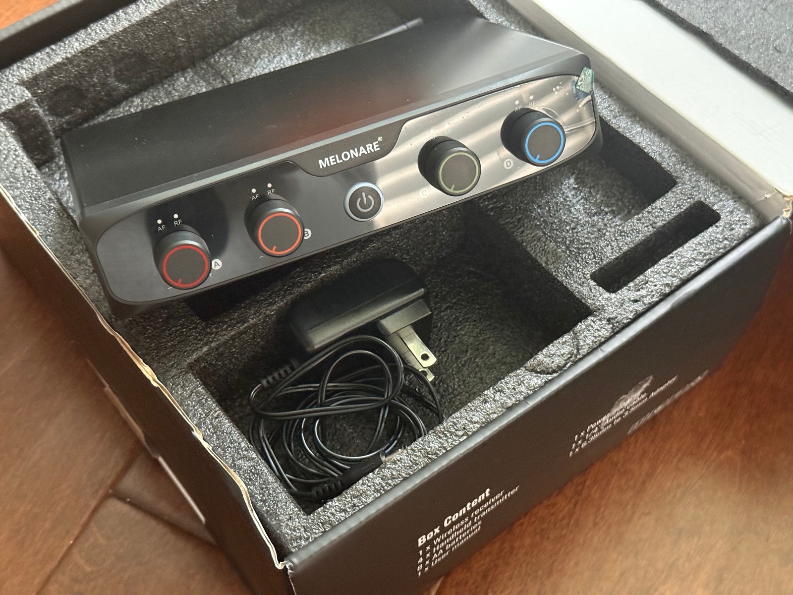 Melonare Quad Channel Wireless Microphone System Model MWM-41