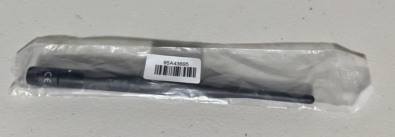 SHURE UA8-2.4-5.8 RSMA Dual Band Omnidirectional Antenna! NEW