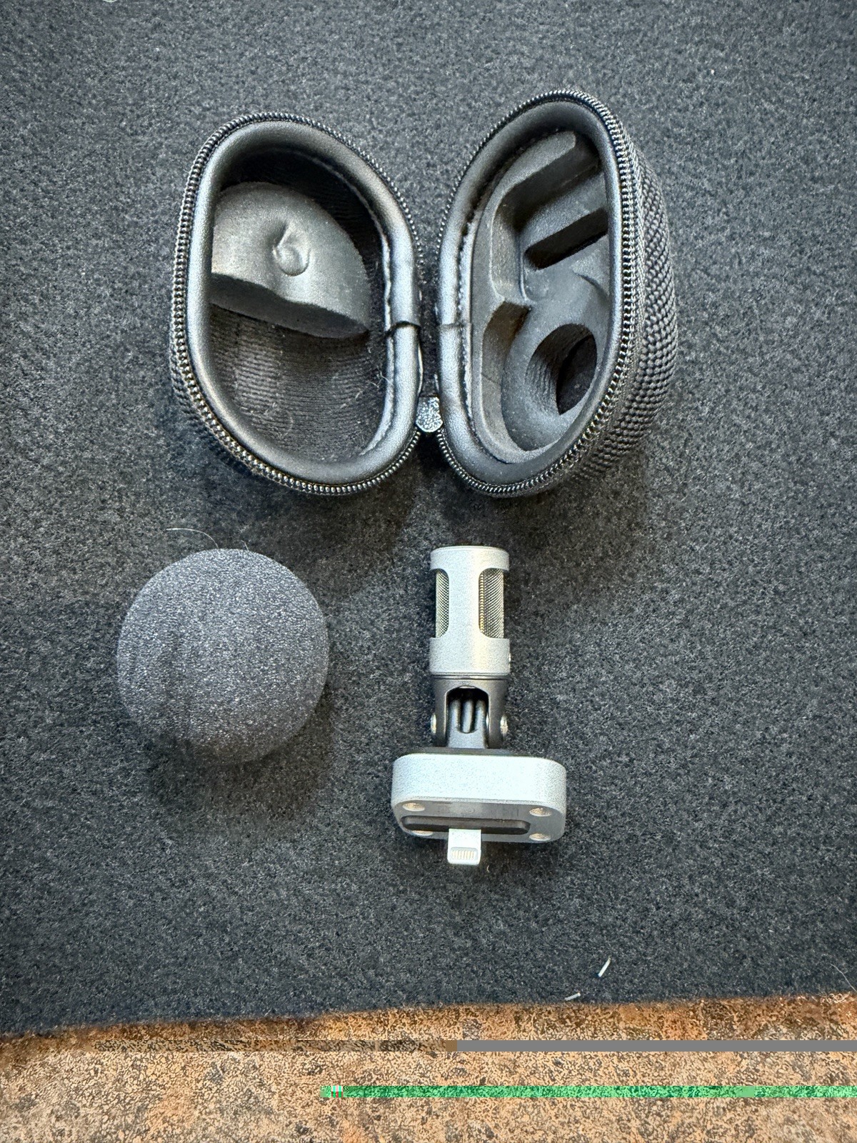 Shure MV88 Digital Wired Stereo Condenser Microphone
