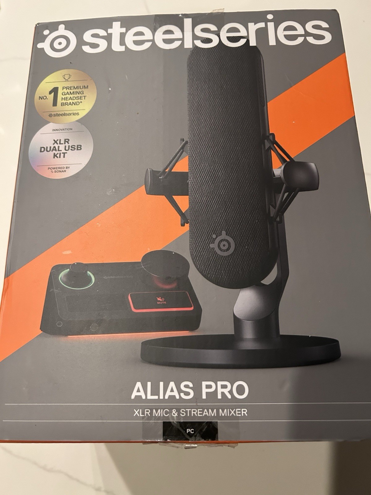 SteelSeries Alias Pro XLR Microphone & Stream Mixer Kit NEW PC Streaming