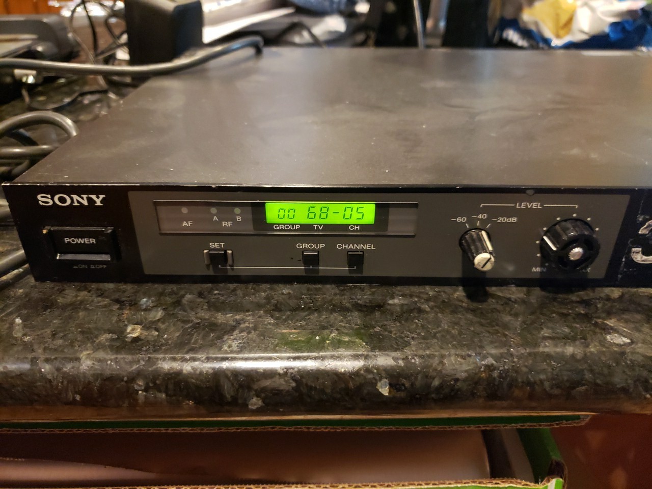 Sony WRR-820A UHF Synthesized Diversity Tuner free ship