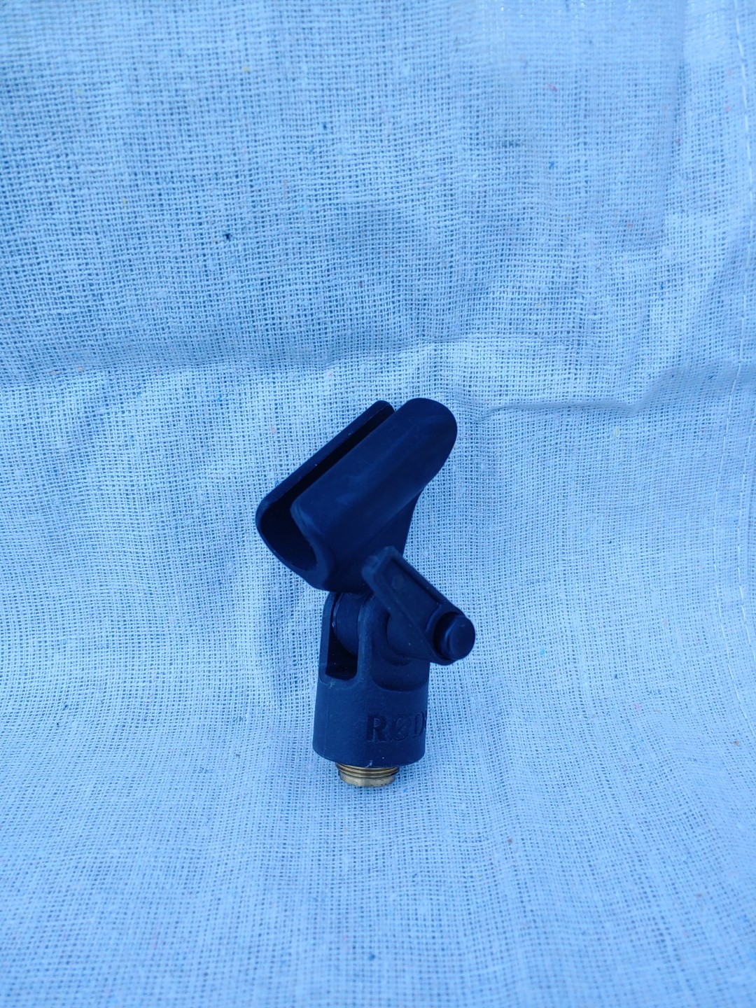 Rode Small Form Factor Microphone Clip Mount, Black