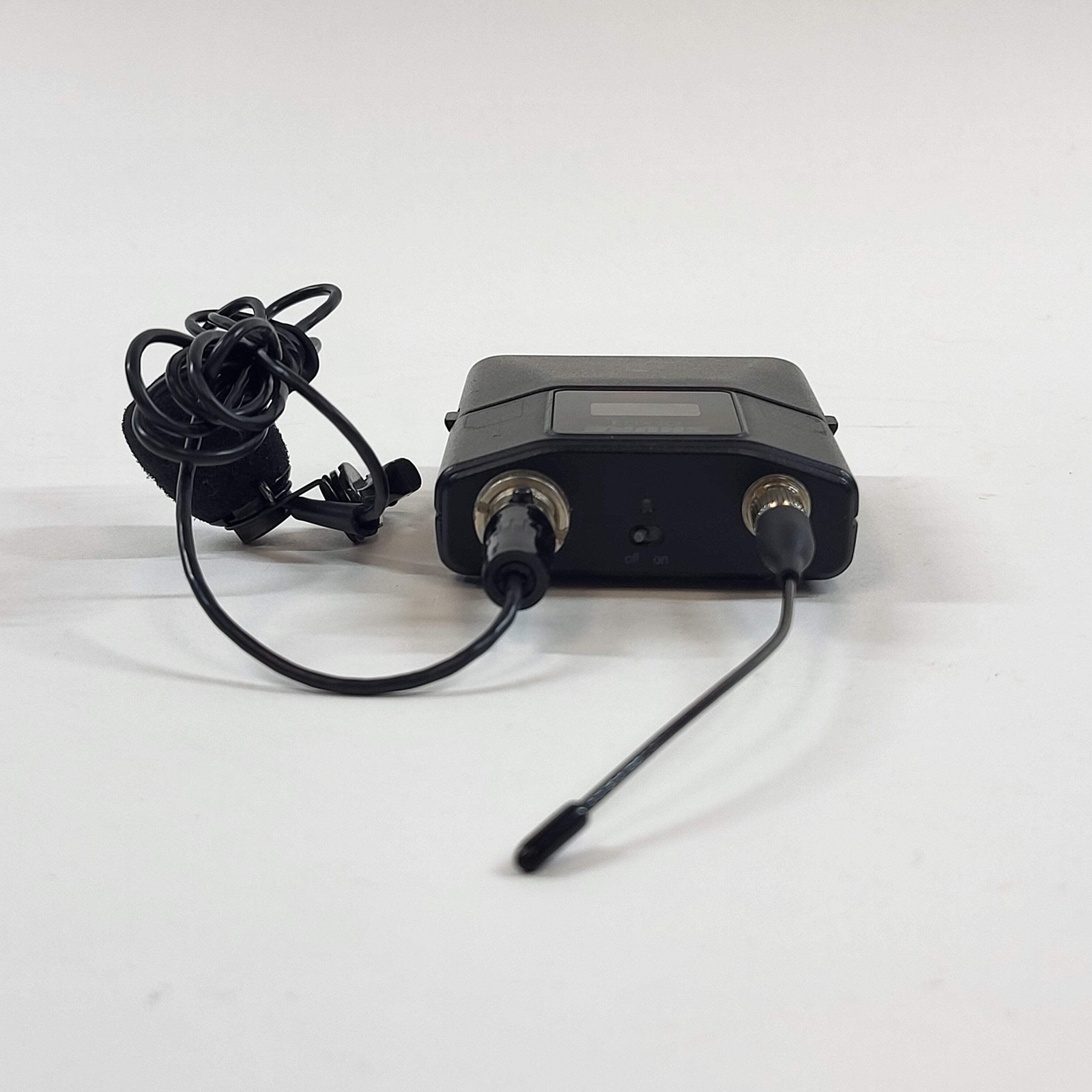 Shure QLXD1 572 – 616MHz Wireless Bodypack Transmitter QLXD1-J50A