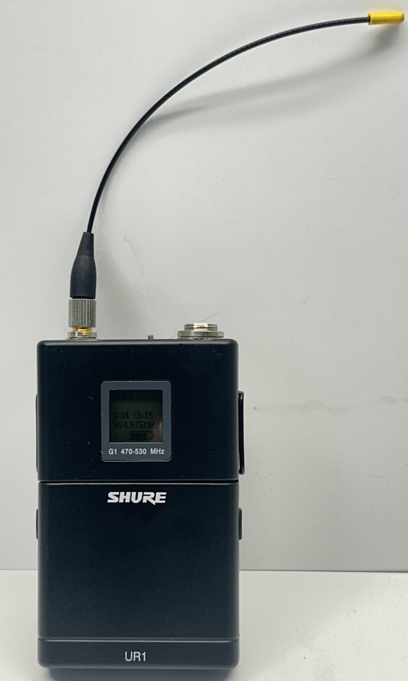 Shure UR1 Wireless Bodypack Transmitter G1 Band 470-530 MHz w/ Antenna (B4187)