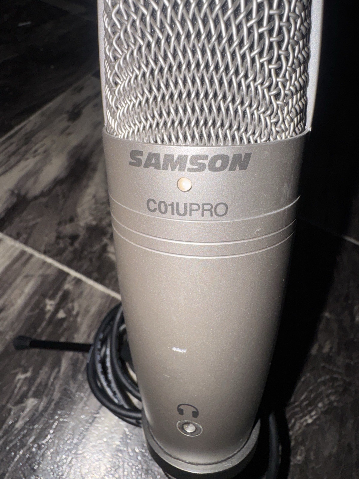 Samson C01U Pro USB Studio Condenser Microphone w/ Stand & USB Cable
