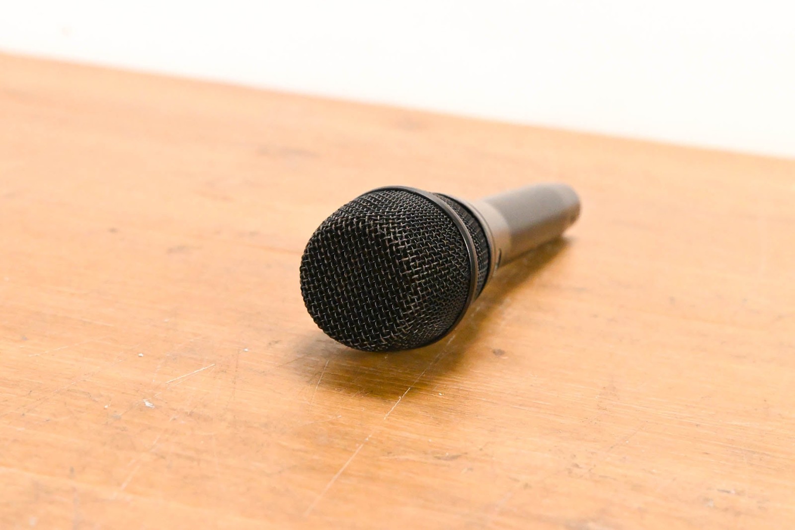 Shure KSM9HS Dual-Pattern Condenser Handheld Vocal Microphone CG01ZNC