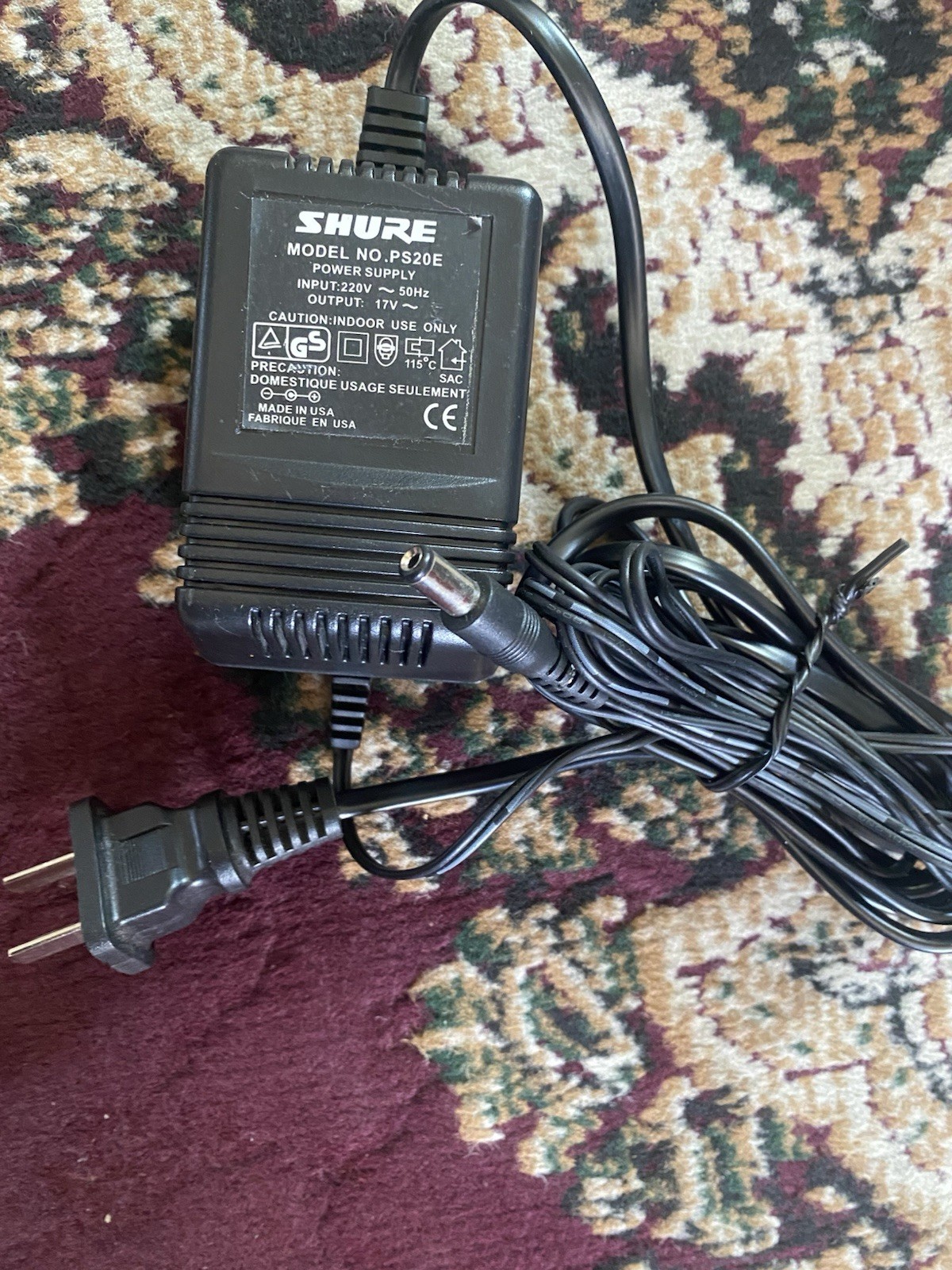 Shure PS20E Wireless Microphone Power Supply