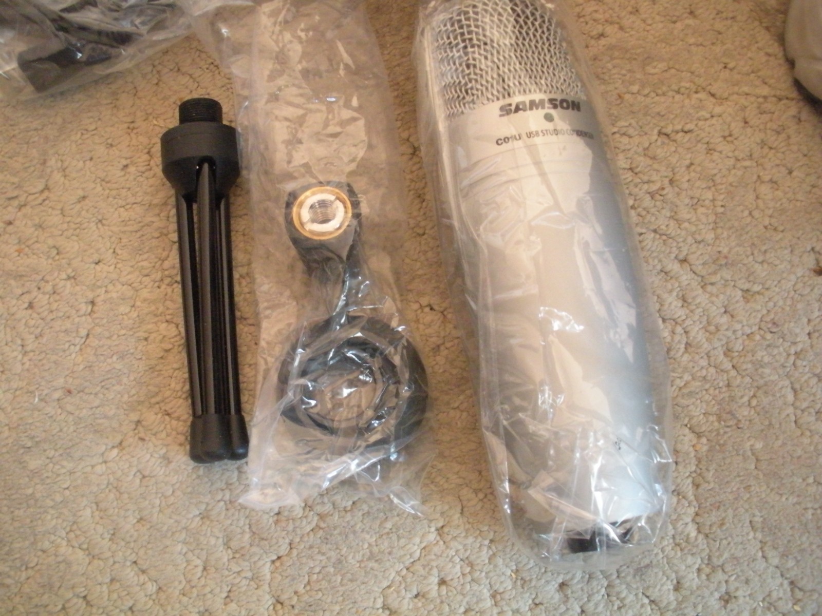 Samson C01U Pro USB Studio Condenser Microphone