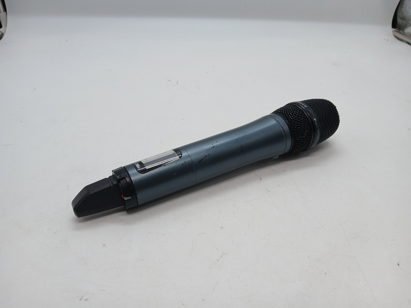 Sennheiser EW 300 G3 SKM300 W/ MME865 Head Transmitter A-Band 516-558MHz