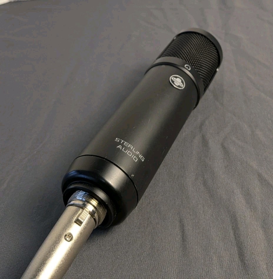 Sterling Audio ST51 Large Diaphragm FET Condenser Microphone with XLR Cable