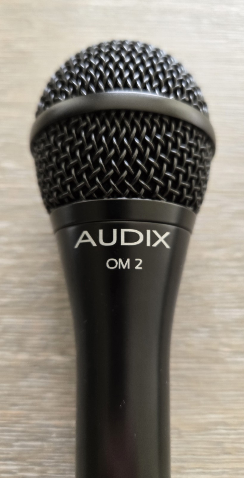 Audix OM2 Dynamic Warm Vocal HyperCardioid Microphone