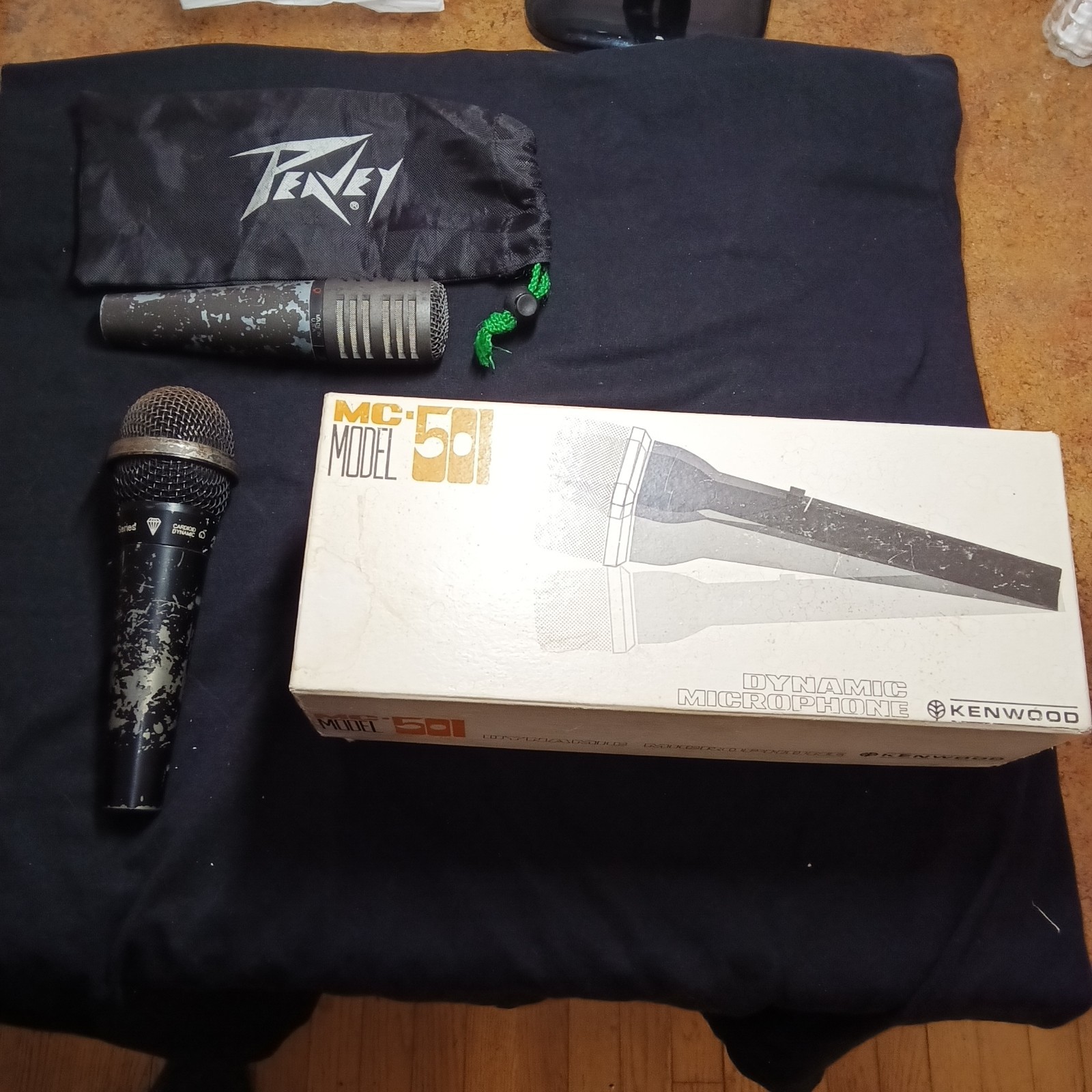Peavy PVM 45, Peavy PVM 22 And Kenwood 501 Microphone Lot!