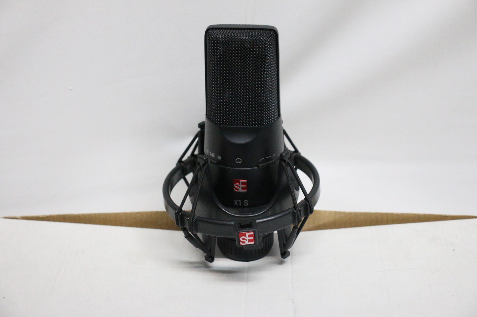 SE ELECTRONICS – X1 Series Condenser Microphone