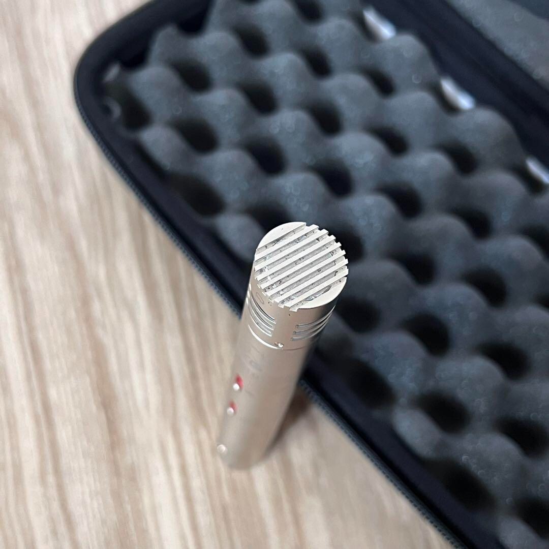 Reference Small Diaphragm Condenser Microphone AKG C451B With Case