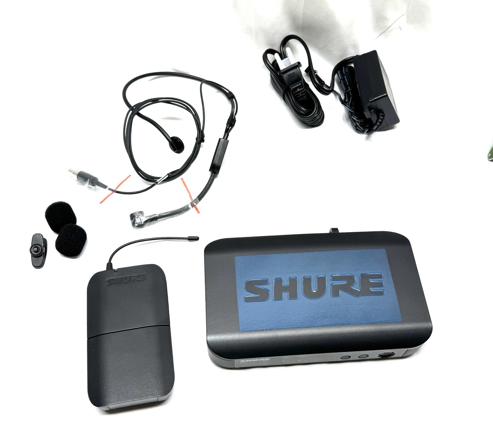Shure BLX14 Wireless Headset System with PGA31 Microphone (EPS006656)