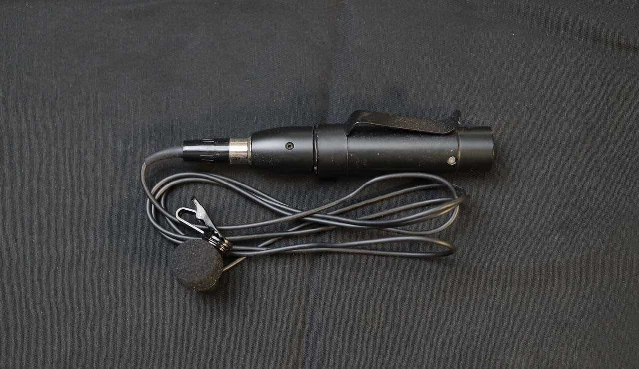 Shure Wl185 Condenser Cable Professional Microphone * Used Once*
