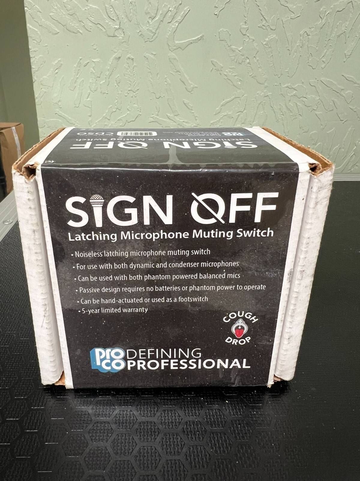 Pro Co Sign Off Latching Mic Mute Switch