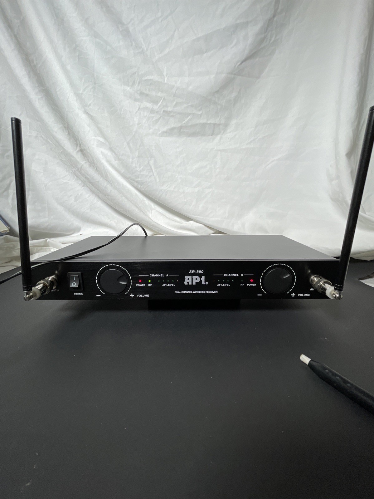 API Pro Wireless Receiver Dual Mics Set SR-890 Tested READ