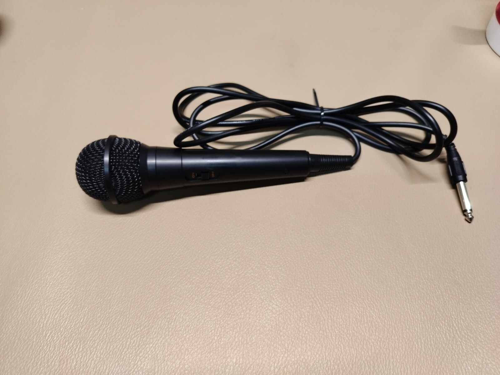 Microphone