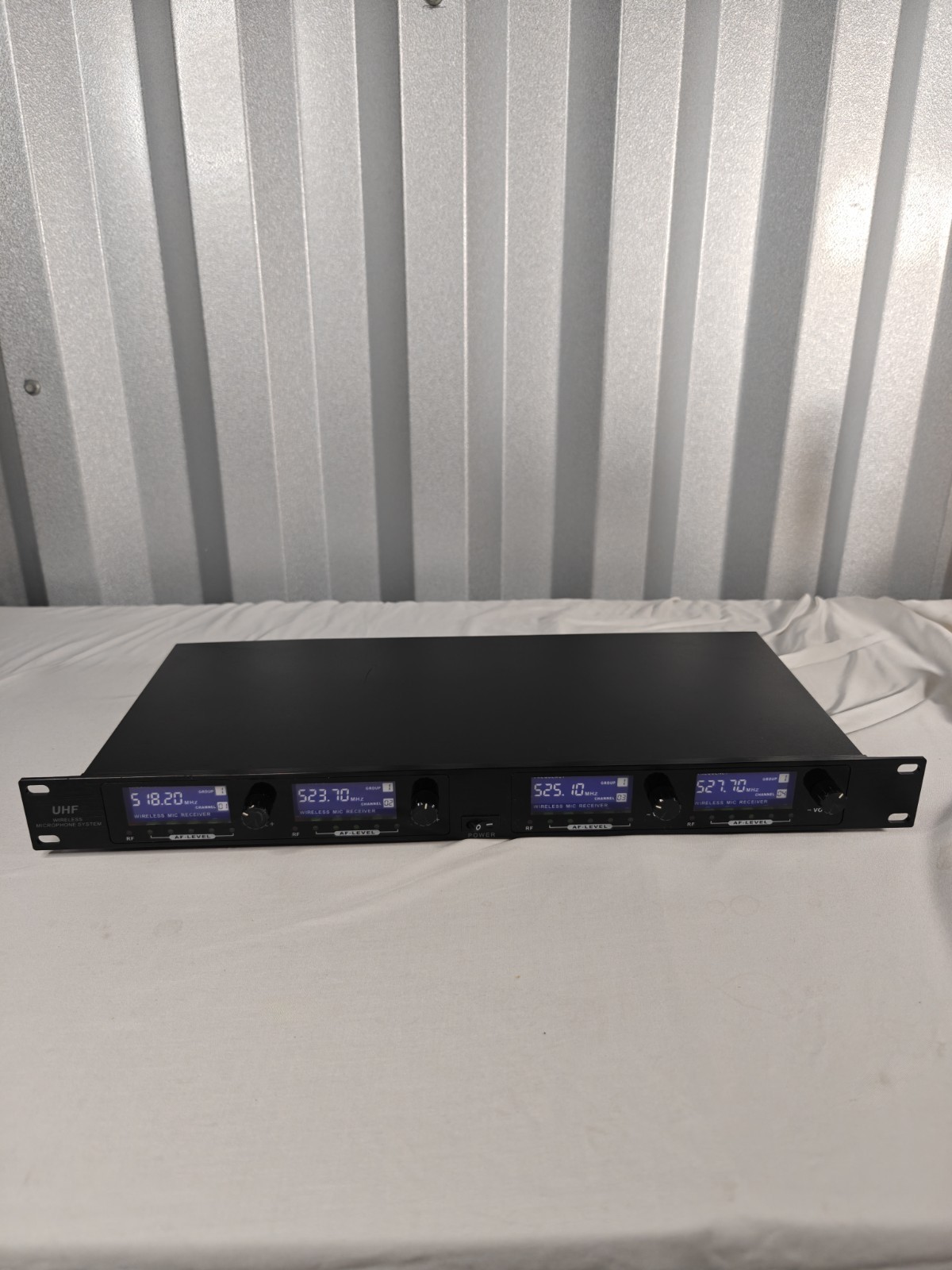 UHF Wireless Microphone System Pro Audio UHF